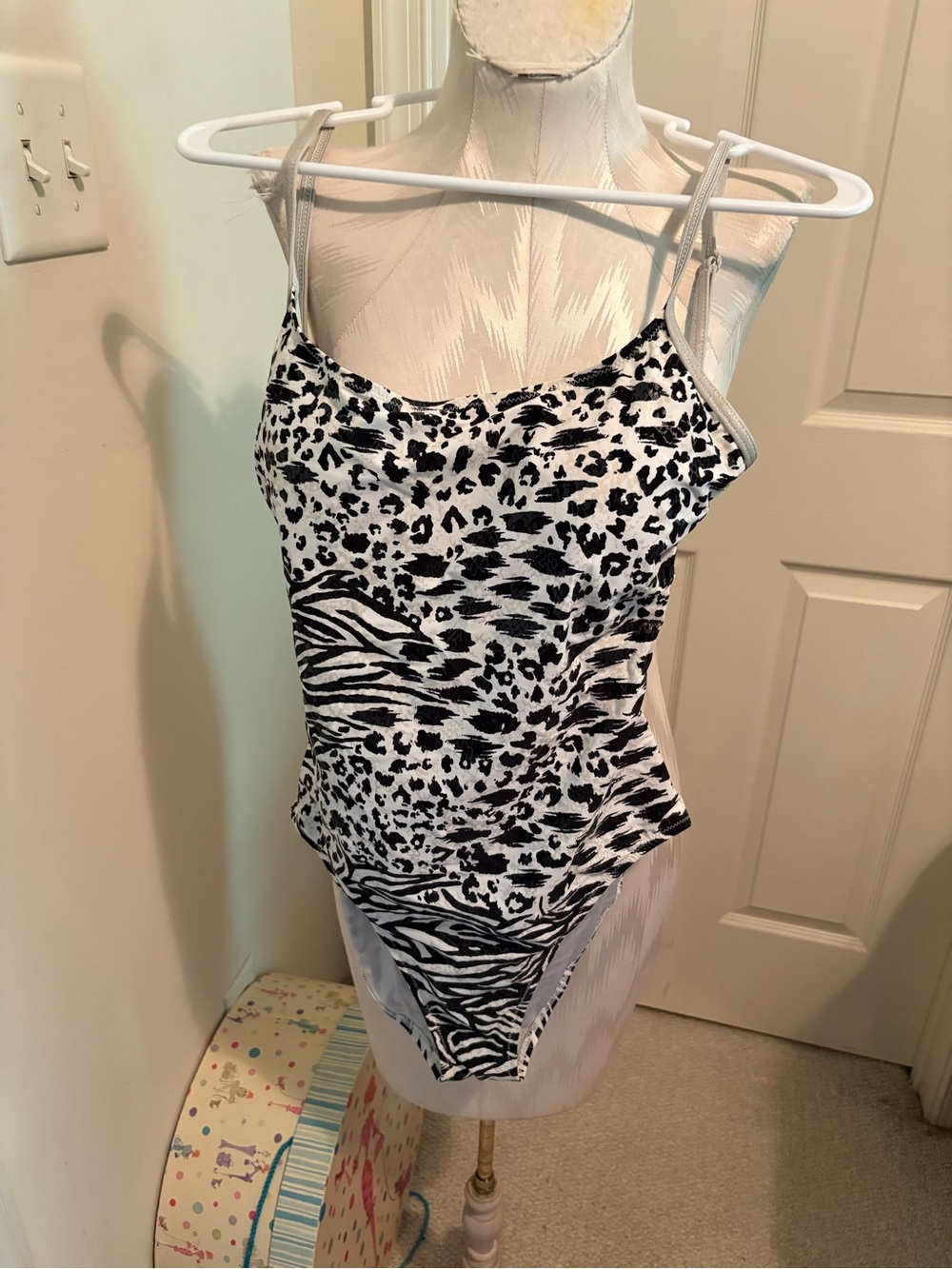 Gideon Oberson Black & White Animal Print One-Piece Swimsuit 12 new